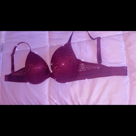 Selling Victoria’s Secret PINK Wear Everywhere push-up bra! - Picture 1 of 3